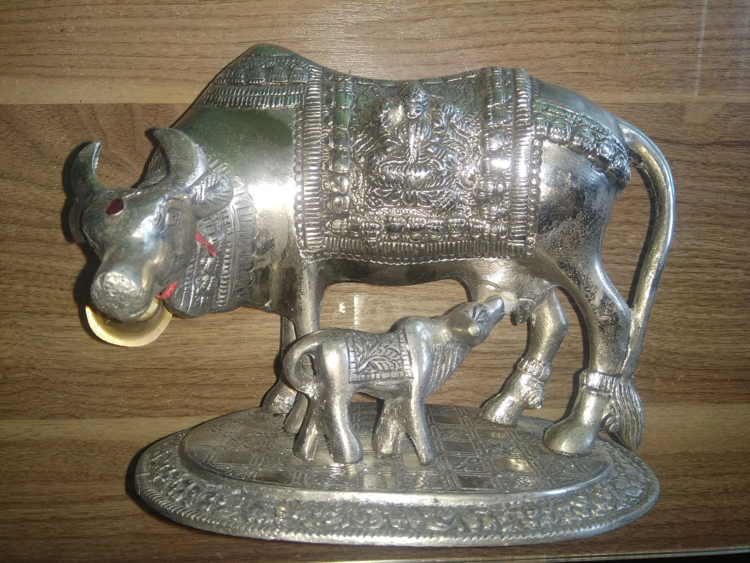 Cow Vastu: Know the right place to keep kamdhenu statue