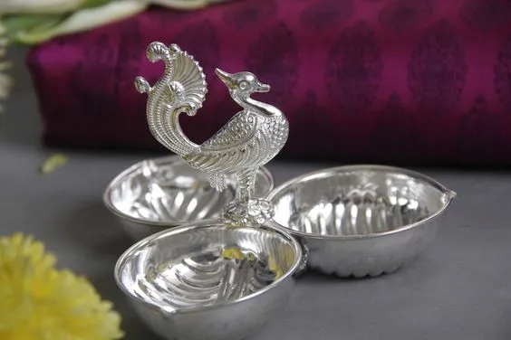 Silver gift items for housewarming: Gift ideas for Griha Pravesh ceremony