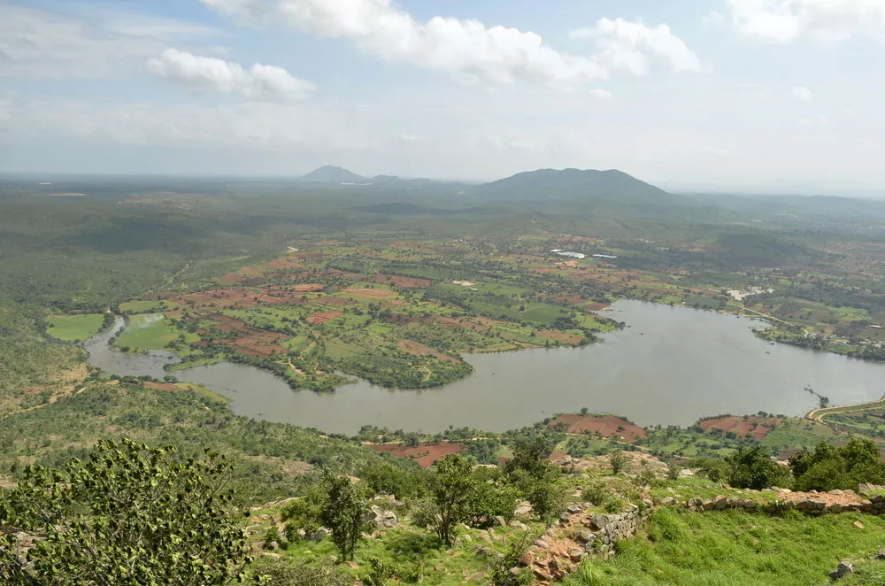 Places to visit near Bangalore: Makalidurga