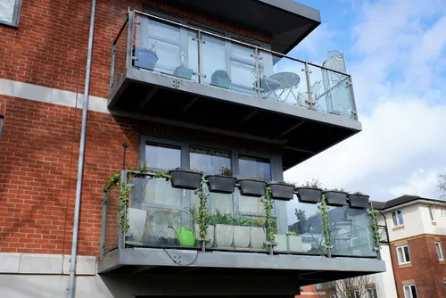 Modern glass railing designs for your balcony