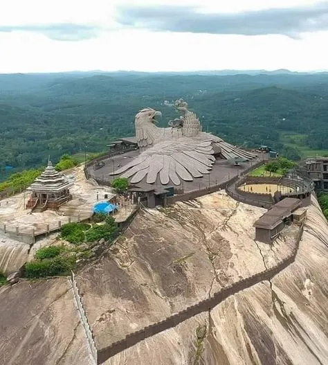 jatayu earths center nature park kerala fact guide