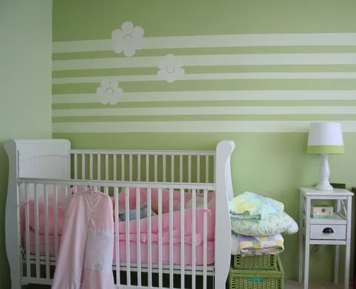 Lime green and baby pink two colour combination for bedroom walls